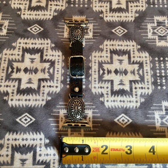 NWT Concho Apple watch band!💫 - Picture 4 of 8